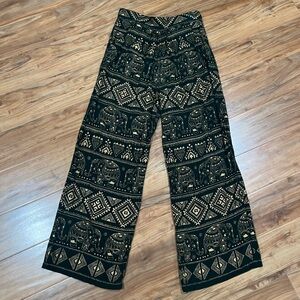 Earthbound Dark Green and Gold Patterned Shirt